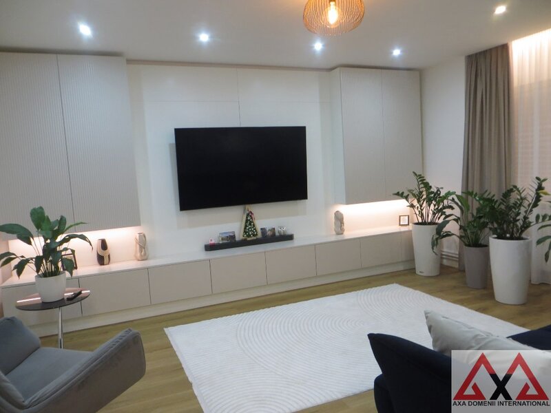 Vitan Mall, apartament 3 camere hol H, la cheie,